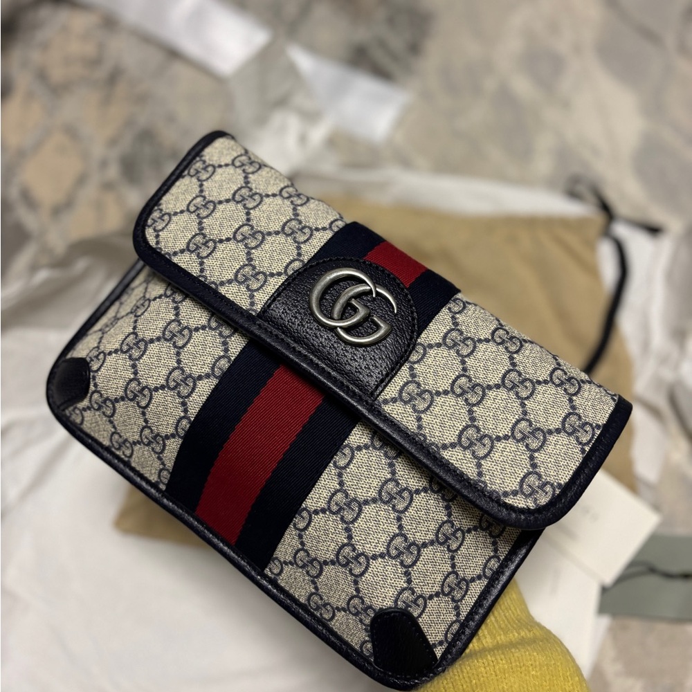 New Authentic Gucci Unisex Ophidia GG Supreme Belt Bag Size 100/40.